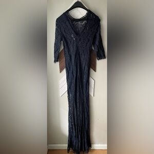 Lulu’s navy blue lace maxi